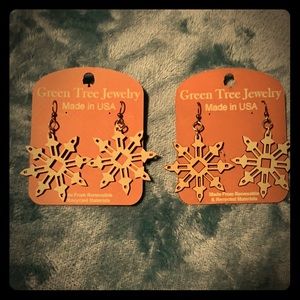 SNOW FLAKE EARRINGS